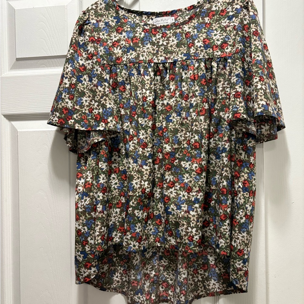 Pink and Green Flutter Sleeve Blouse